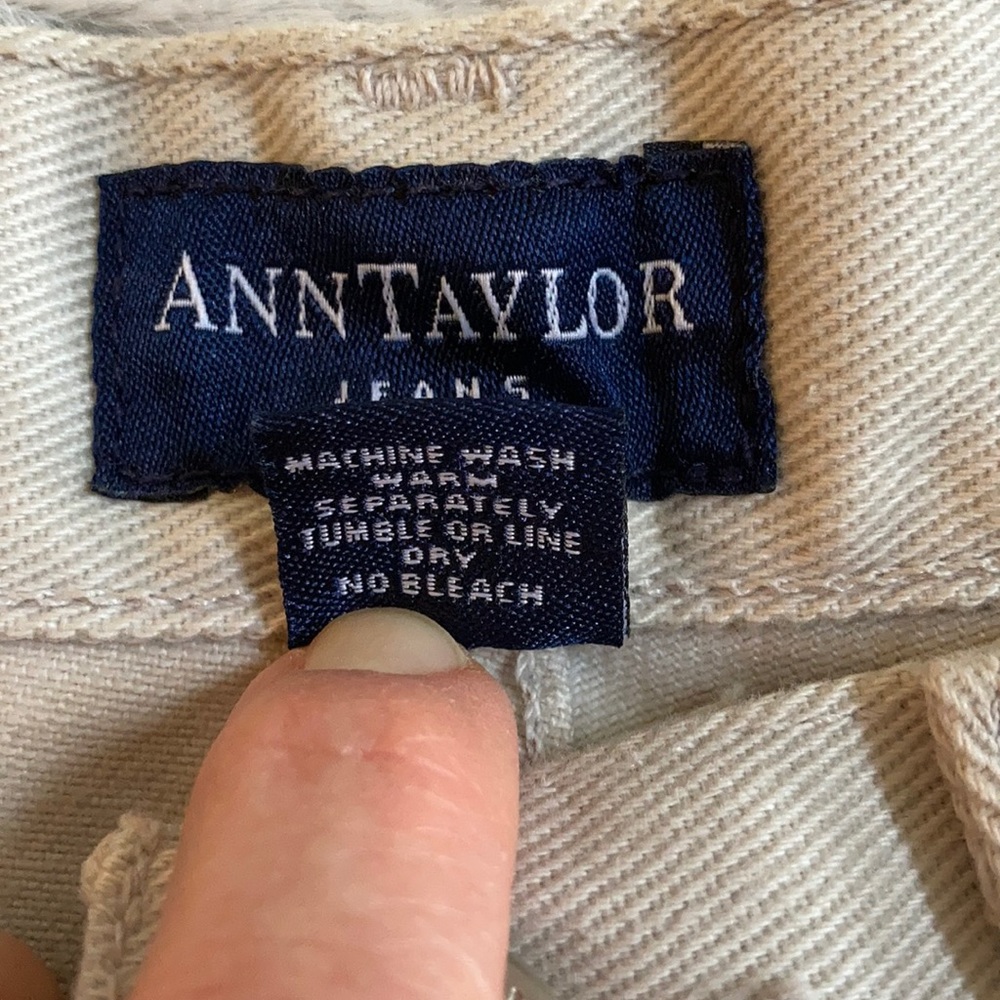 Ann Taylor light sand jeans size 4 - Picture 5 of 6